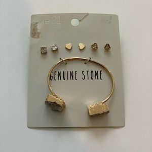 Rue21 Bracelet And Earring Set